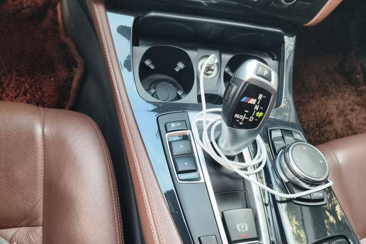 Used BMW 5 Series 2014 520Li Elegant Model Gear Lever