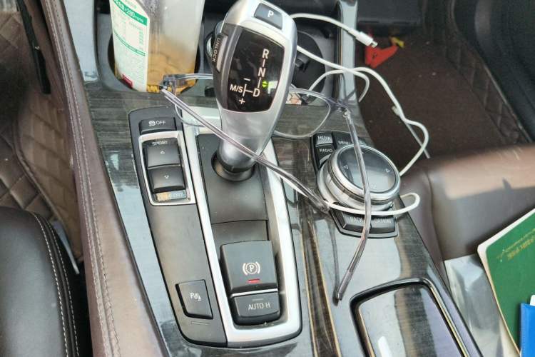 Used BMW 5 Series 2014 525Li Luxury Design Package Gear Lever