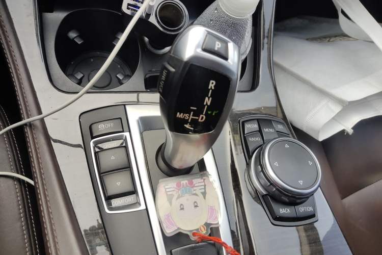 Used BMW 5 Series 2014 525Li Luxury Design Package Gear Lever