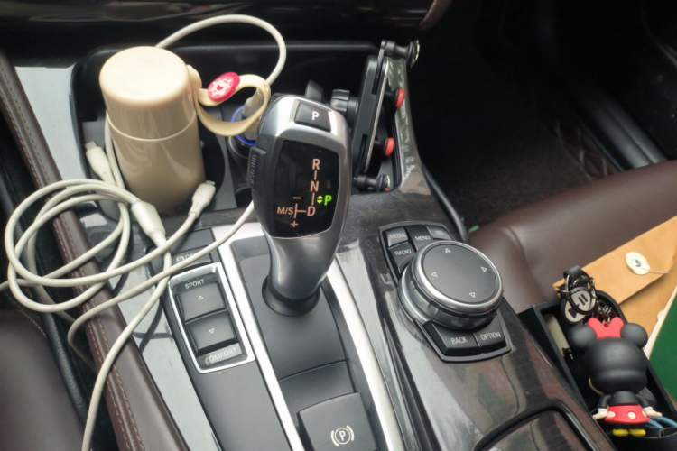 Used BMW 5 Series 2014 525Li Luxury Design Package Gear Lever