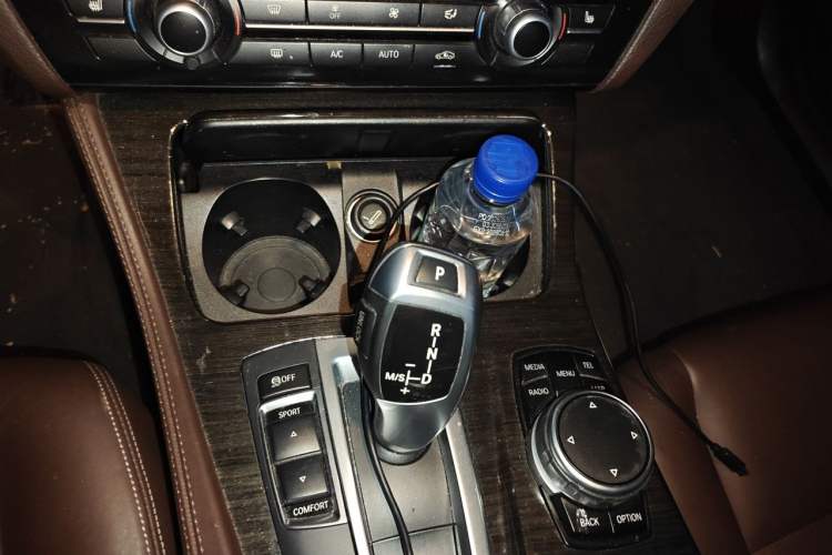Used BMW 5 Series 2014 525Li Luxury Design Package Gear Lever