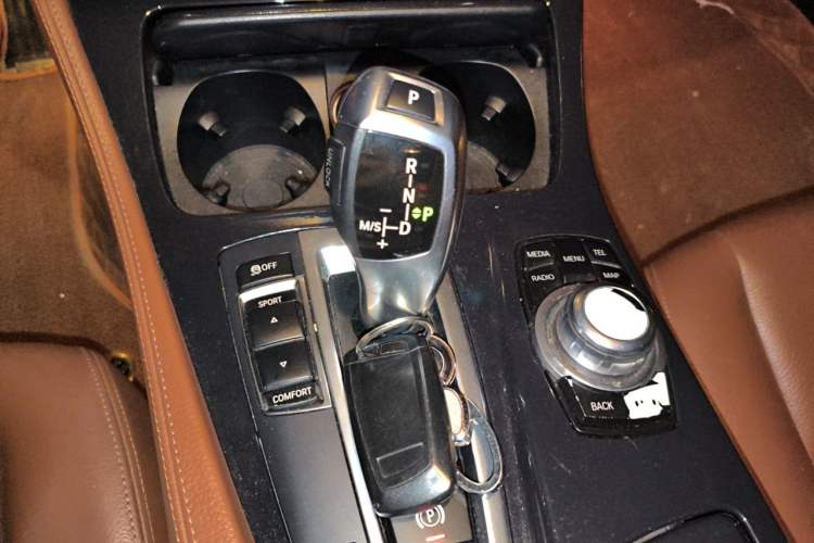 Used BMW 5 Series 2014 520Li Elegant Model Gear Lever