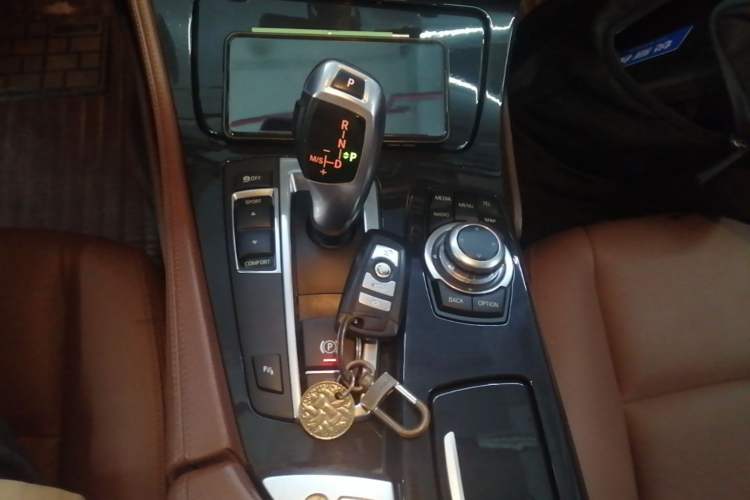 Used BMW 5 Series 2014 520Li Elegant Model Gear Lever