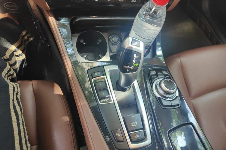 Used BMW 5 Series 2014 520Li Elegant Model Gear Lever