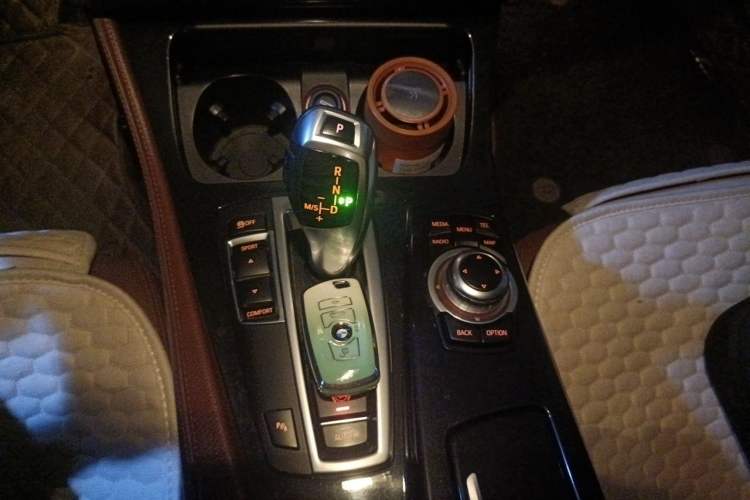 Used BMW 5 Series 2014 520Li Elegant Model Gear Lever