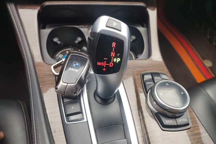Used BMW 5 Series 2014 525Li Luxury Design Package Gear Lever