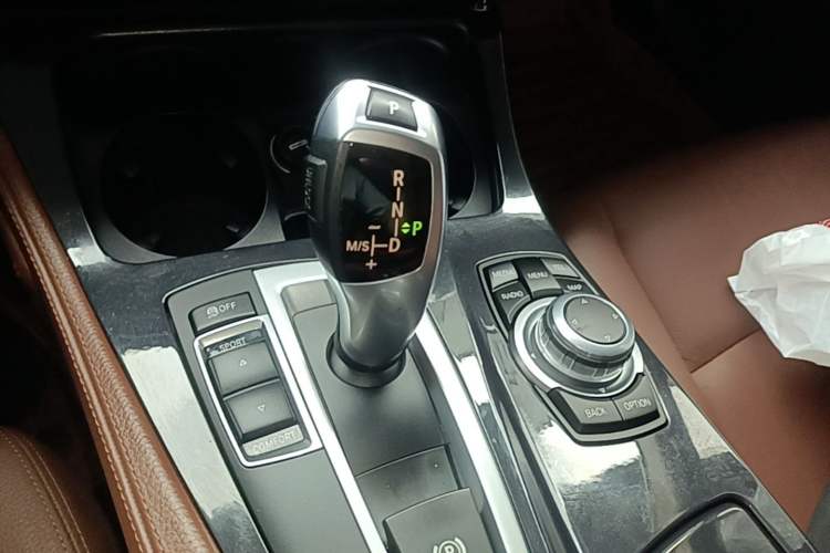 Used BMW 5 Series 2014 520Li Elegant Model Gear Lever