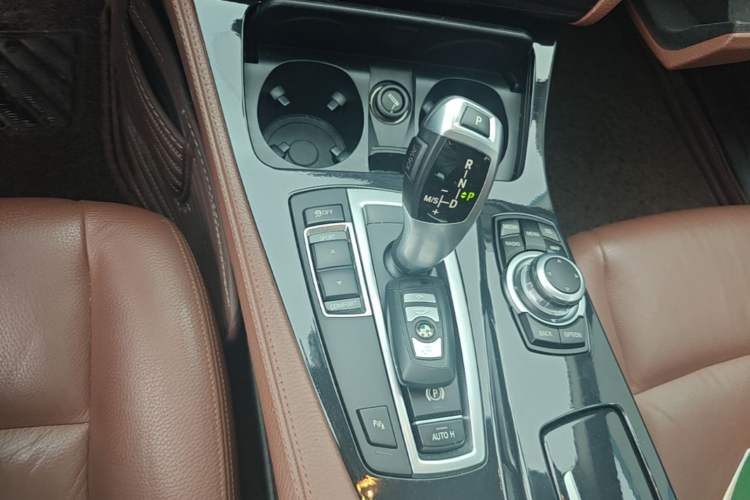 Used BMW 5 Series 2014 520Li Elegant Model Gear Lever