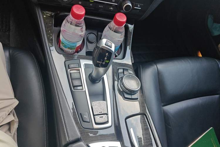 Used BMW 5 Series 2014 525Li Luxury Design Package Gear Lever