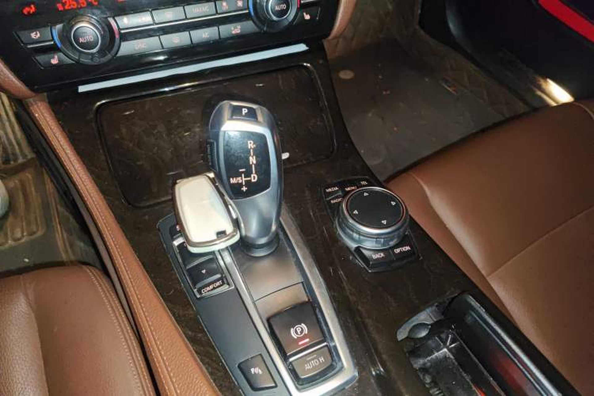 Used BMW 5 Series 2014 528Li Leading Model Gear Lever
