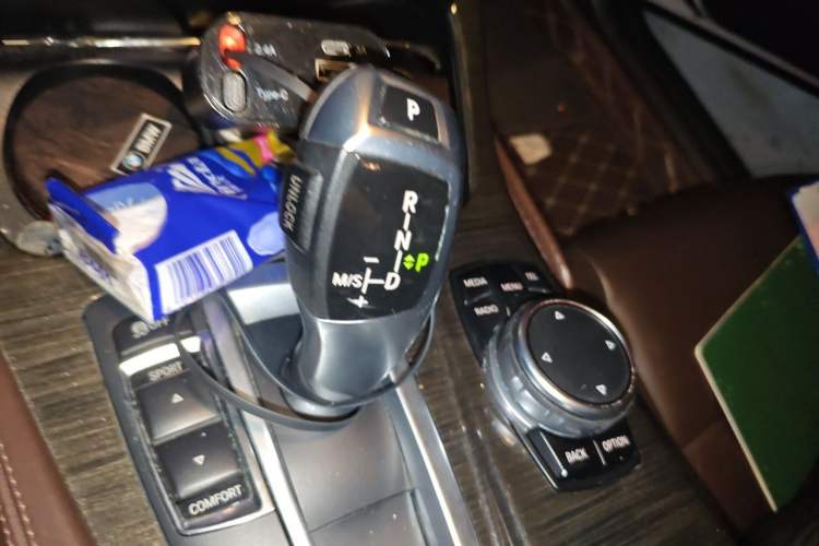 Used BMW 5 Series 2014 525Li Luxury Design Package Gear Lever
