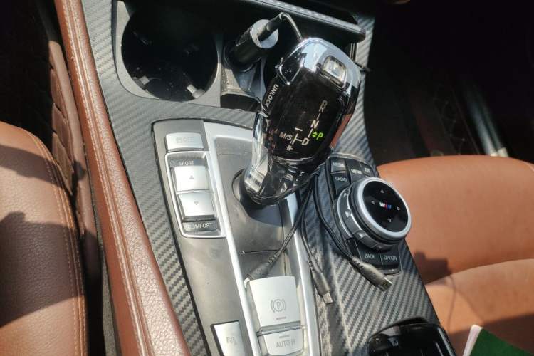 Used BMW 5 Series 2014 520Li Elegant Model Gear Lever