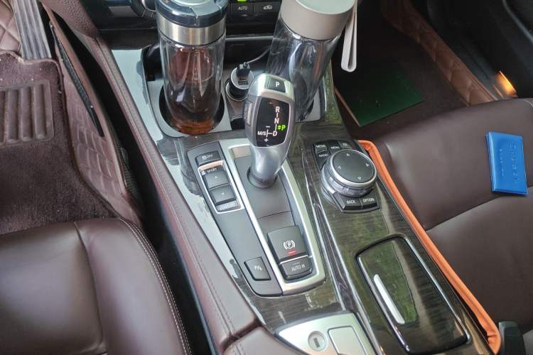 Used BMW 5 Series 2014 525Li Luxury Design Package Gear Lever