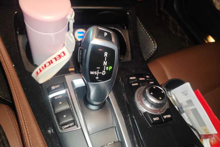 Used BMW 5 Series 2014 520Li Elegant Model Gear Lever