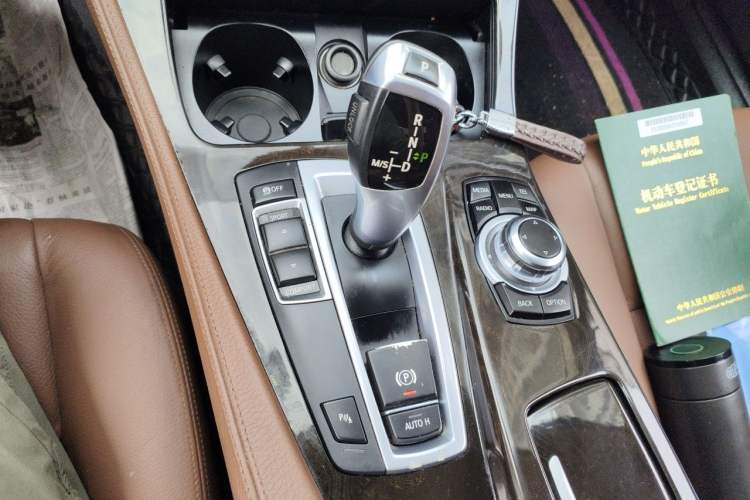 Used BMW 5 Series 2014 525Li Leading Model Gear Lever