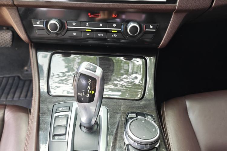 Used BMW 5 Series 2014 525Li Luxury Design Package Gear Lever