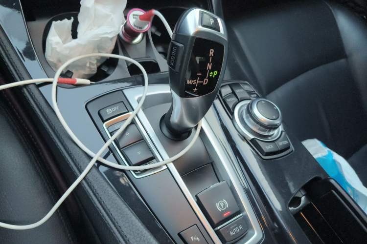Used BMW 5 Series 2014 520Li Elegant Model Gear Lever