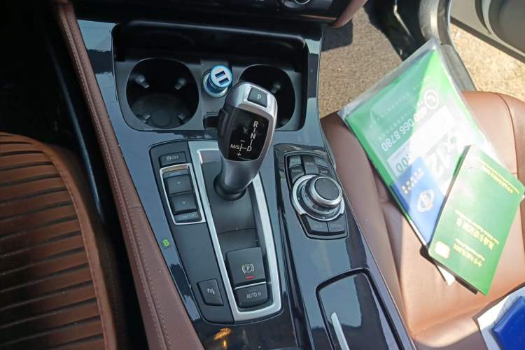 Used BMW 5 Series 2014 520Li Elegant Model Gear Lever