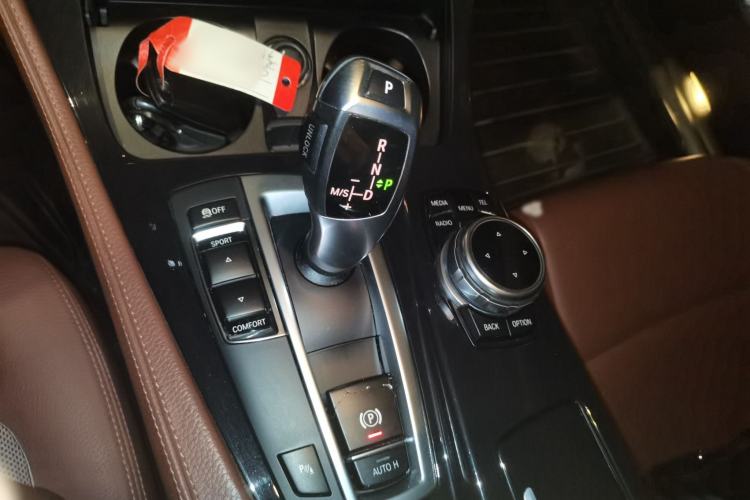 Used BMW 5 Series 2014 520Li Elegant Model Gear Lever