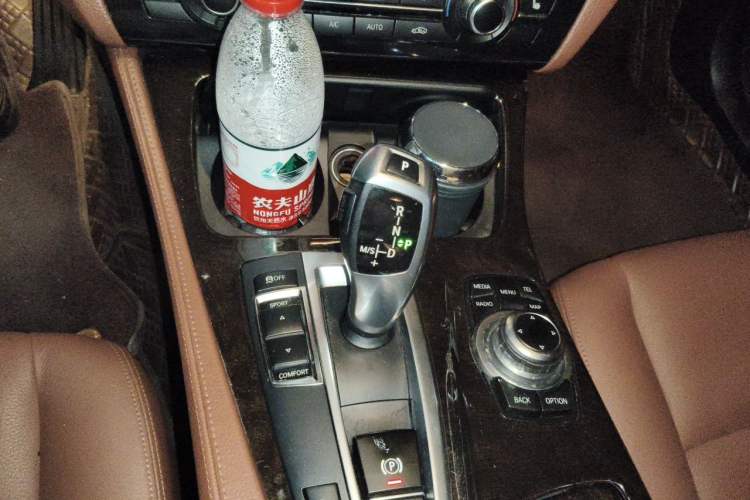 Used BMW 5 Series 2014 525Li Leading Model Gear Lever