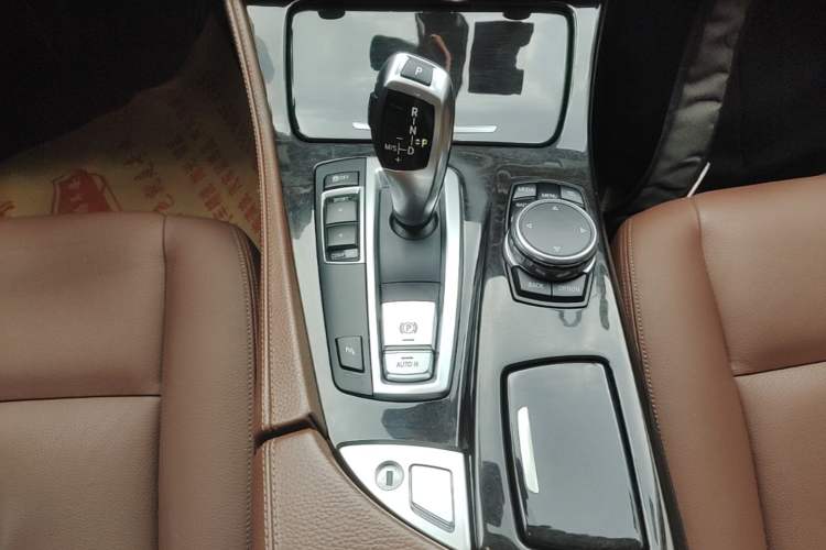 Used BMW 5 Series 2014 525Li Leading Model Gear Lever