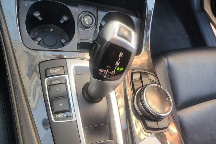 Used BMW 5 Series 2014 528Li Leading Model Gear Lever