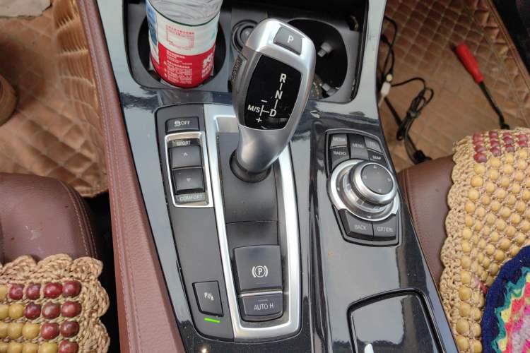 Used BMW 5 Series 2014 520Li Elegant Model Gear Lever
