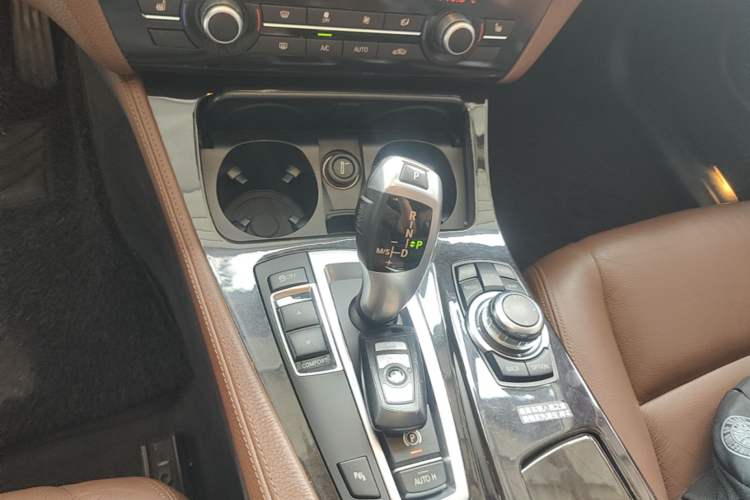 Used BMW 5 Series 2014 525Li Leading Model Gear Lever