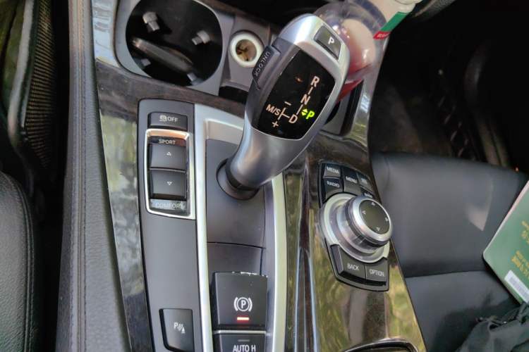 Used BMW 5 Series 2014 525Li Leading Model Gear Lever