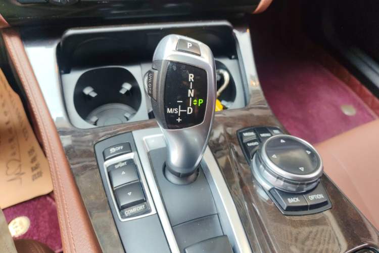 Used BMW 5 Series 2014 528Li Leading Model Gear Lever