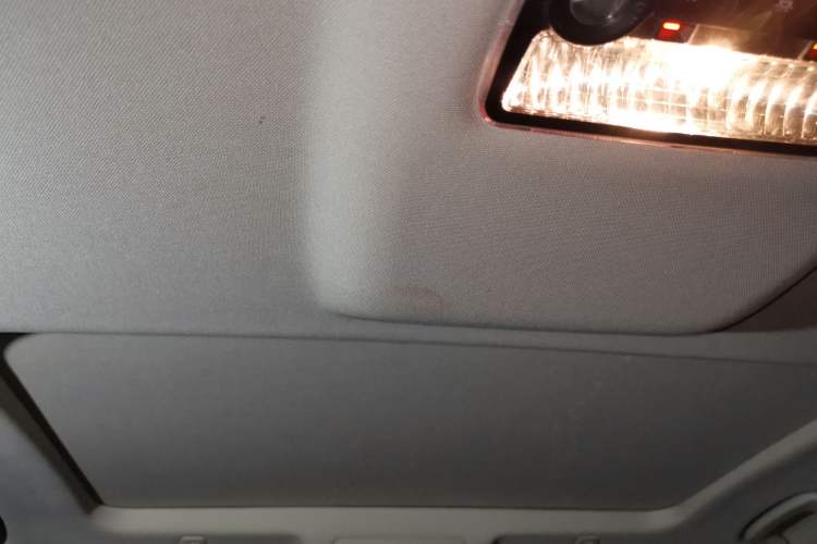 Used BMW 5 Series 2014 525Li Luxury Design Package Headliner