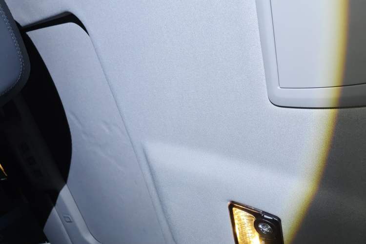 Used BMW 5 Series 2014 525Li Luxury Design Package Headliner