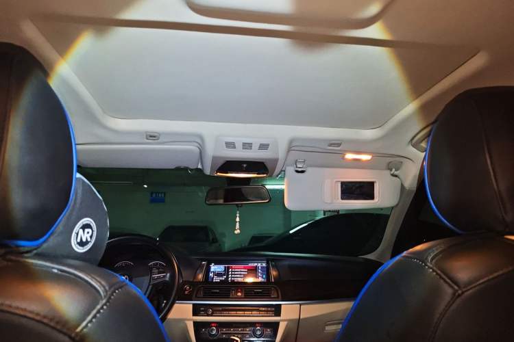 Used BMW 5 Series 2014 525Li Leading Model Headliner