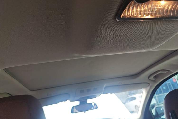 Used BMW 5 Series 2014 520i Elegant Edition Headliner