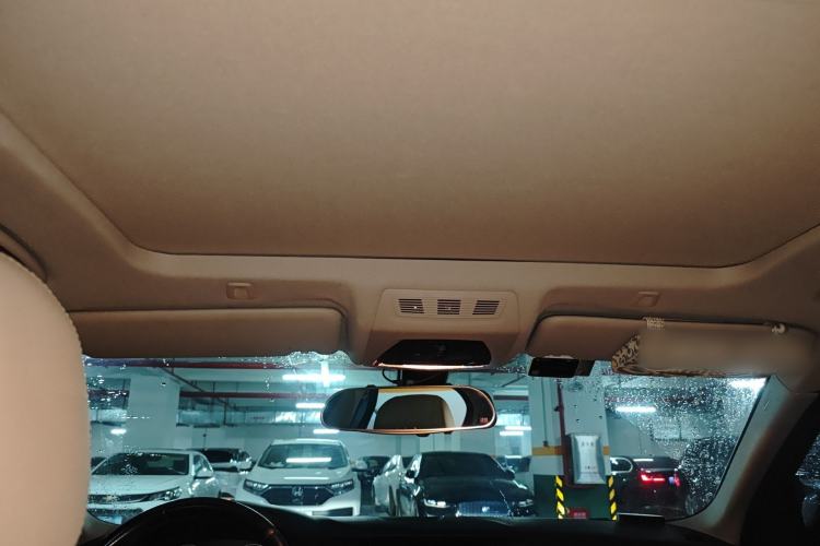 Used BMW 5 Series 2014 525Li Luxury Design Package Headliner