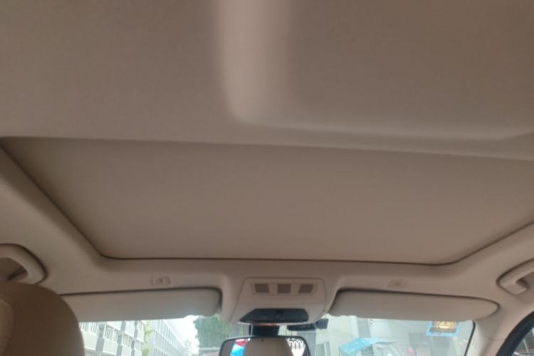 Used BMW 5 Series 2014 525Li Luxury Design Package Headliner