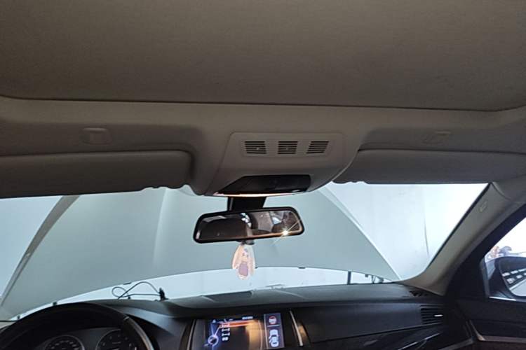 Used BMW 5 Series 2014 520Li Elegant Model Headliner