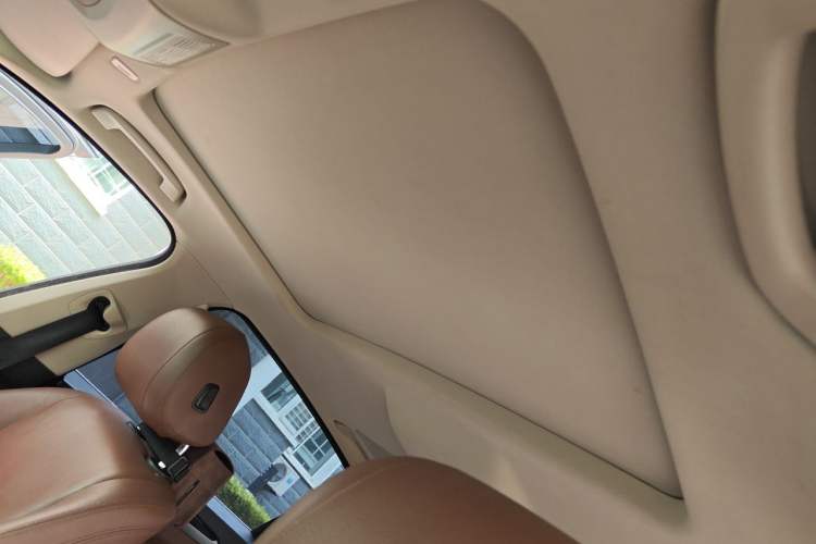 Used BMW 5 Series 2014 528Li Leading Model Headliner