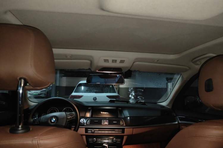 Used BMW 5 Series 2014 520Li Elegant Model Headliner