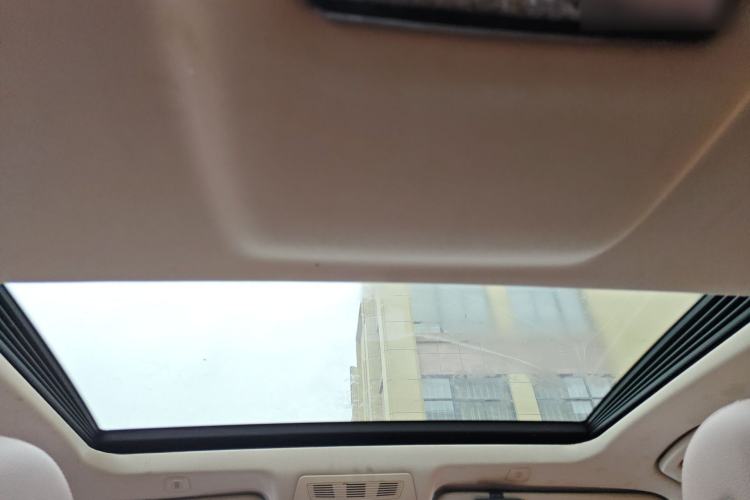 Used BMW 5 Series 2014 525Li Leading Model Headliner