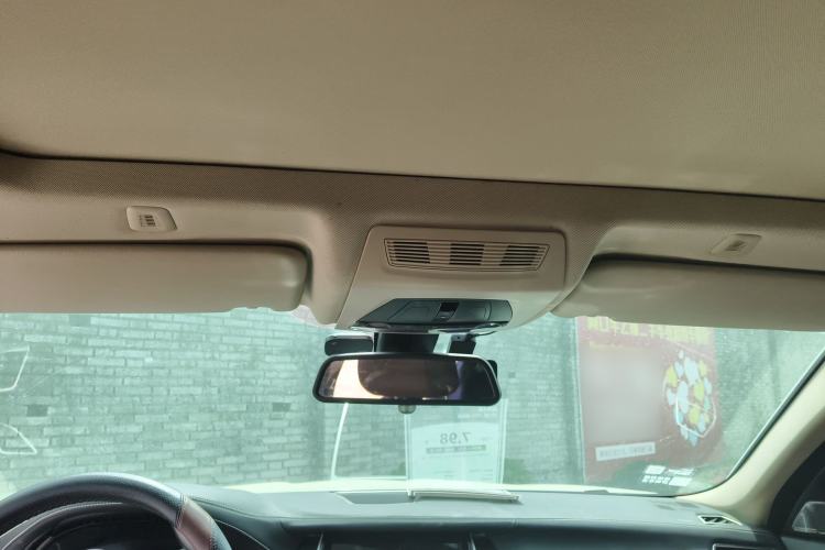 Used BMW 5 Series 2014 525Li Leading Model Headliner