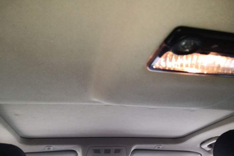 Used BMW 5 Series 2014 525Li Luxury Design Package Headliner