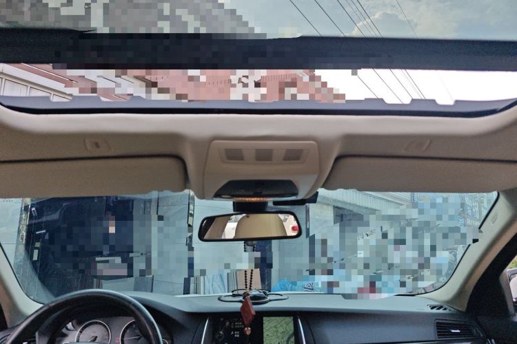 Used BMW 5 Series 2014 525Li Luxury Design Package Headliner