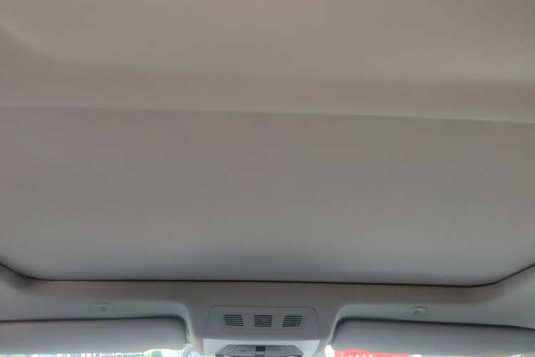Used BMW 5 Series 2014 525Li Luxury Design Package Headliner