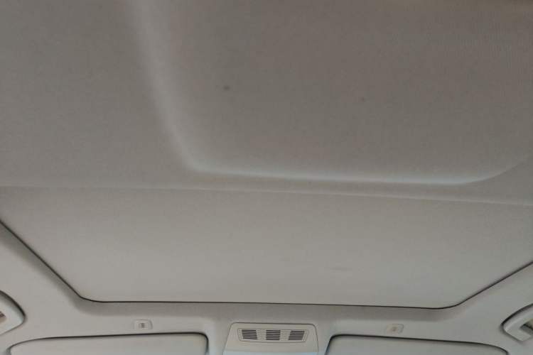 Used BMW 5 Series 2014 525Li Luxury Design Package Headliner