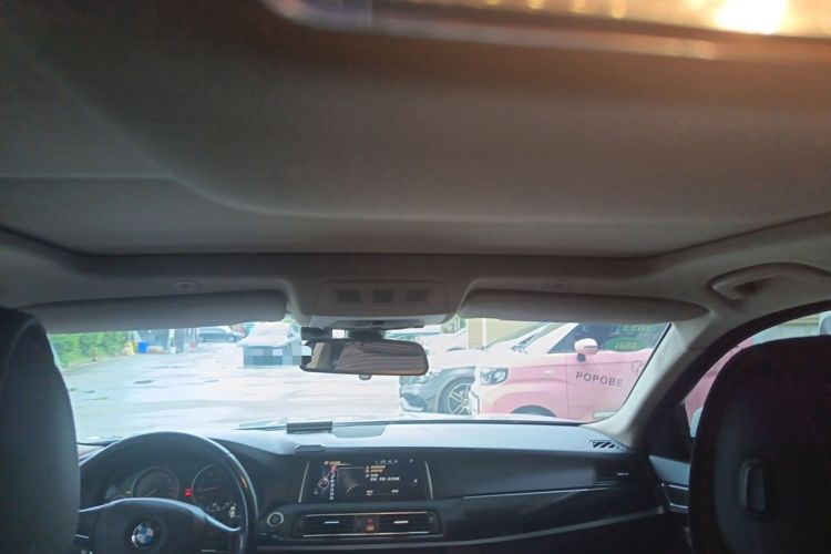 Used BMW 5 Series 2014 525Li Luxury Design Package Headliner
