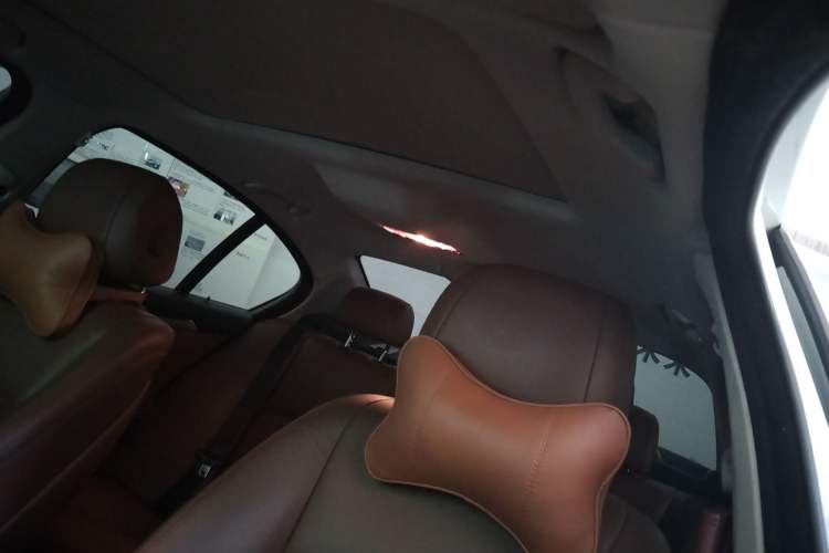 Used BMW 5 Series 2014 520i Elegant Edition Headliner