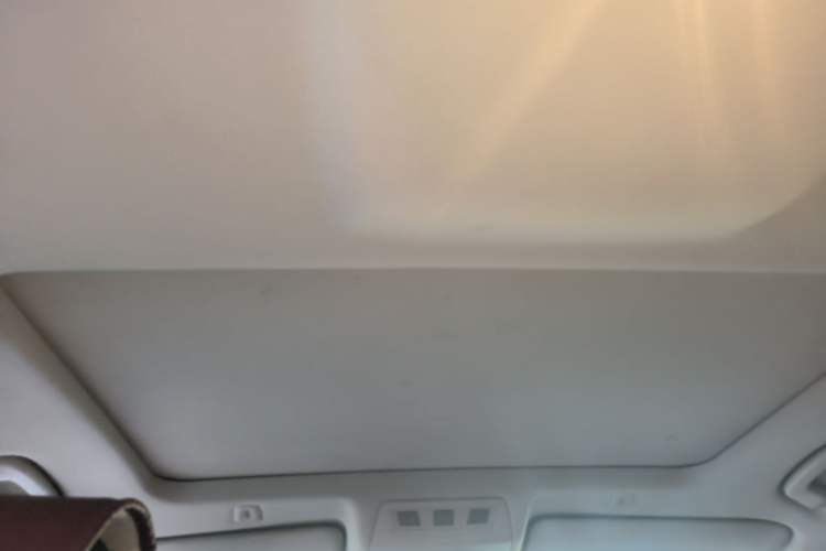 Used BMW 5 Series 2014 525Li Luxury Design Package Headliner