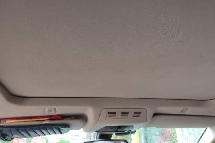 Used BMW 5 Series 2014 525Li Luxury Design Package Headliner