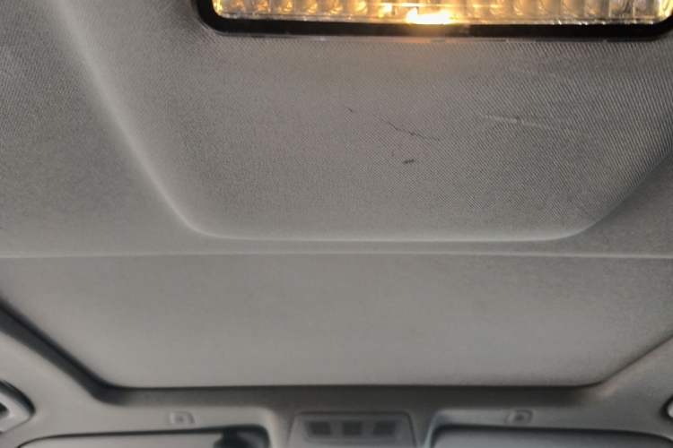 Used BMW 5 Series 2014 525Li Leading Model Headliner